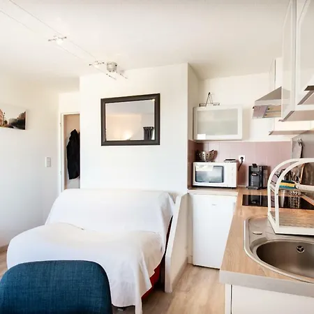 Escapade Bordeaux, Tram Et Supermarche Au Pied * Mérignac