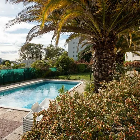 Escapade Bordeaux, Tram Et Supermarché Au Pied * Mérignac